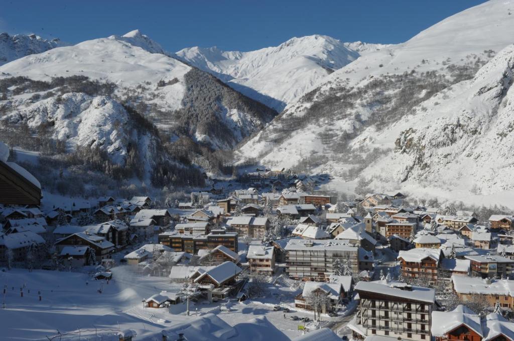 Grand Hotel De Valloire Et Du Galibier ภายนอก รูปภาพ