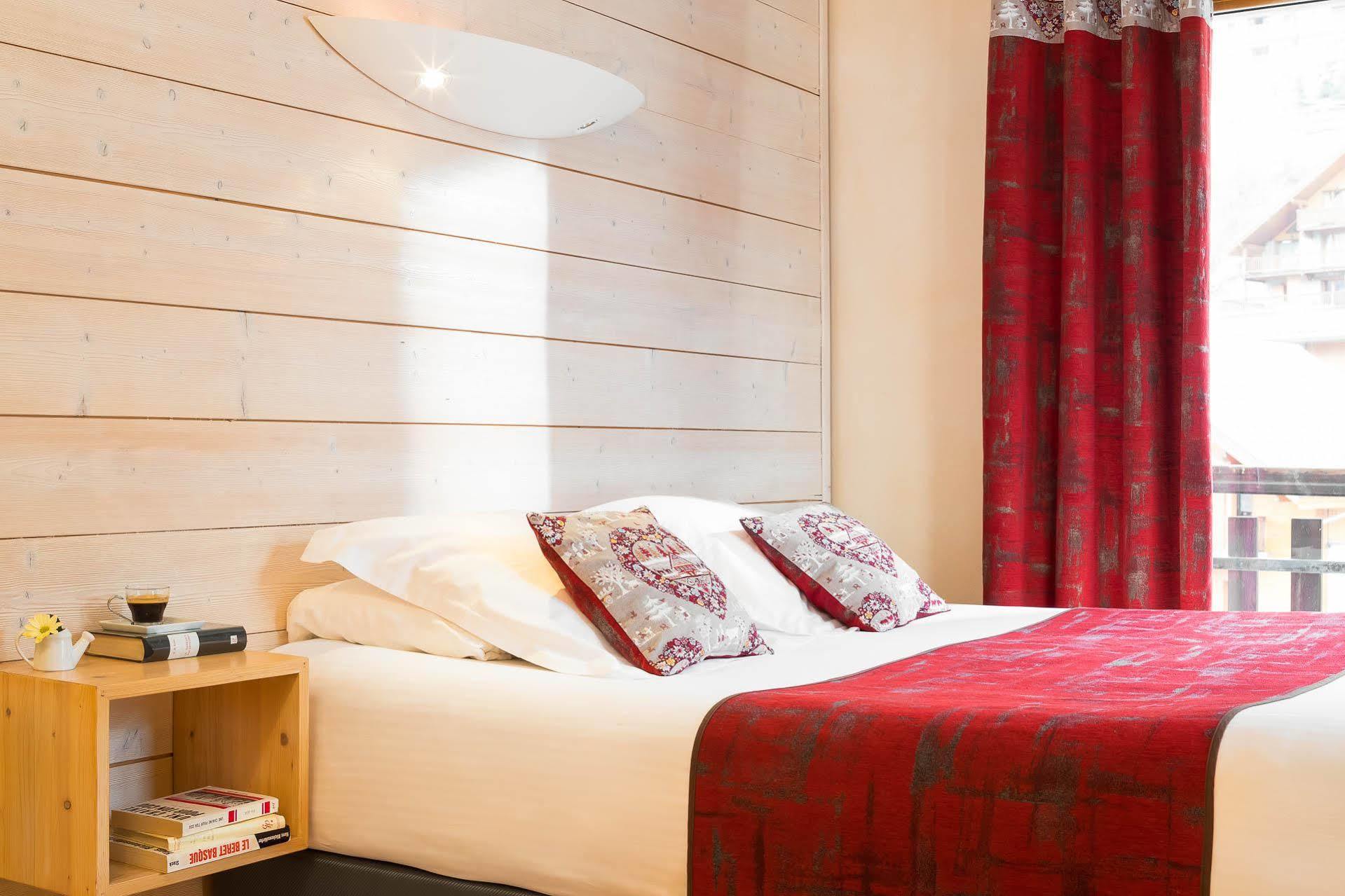 Grand Hotel De Valloire Et Du Galibier ภายนอก รูปภาพ